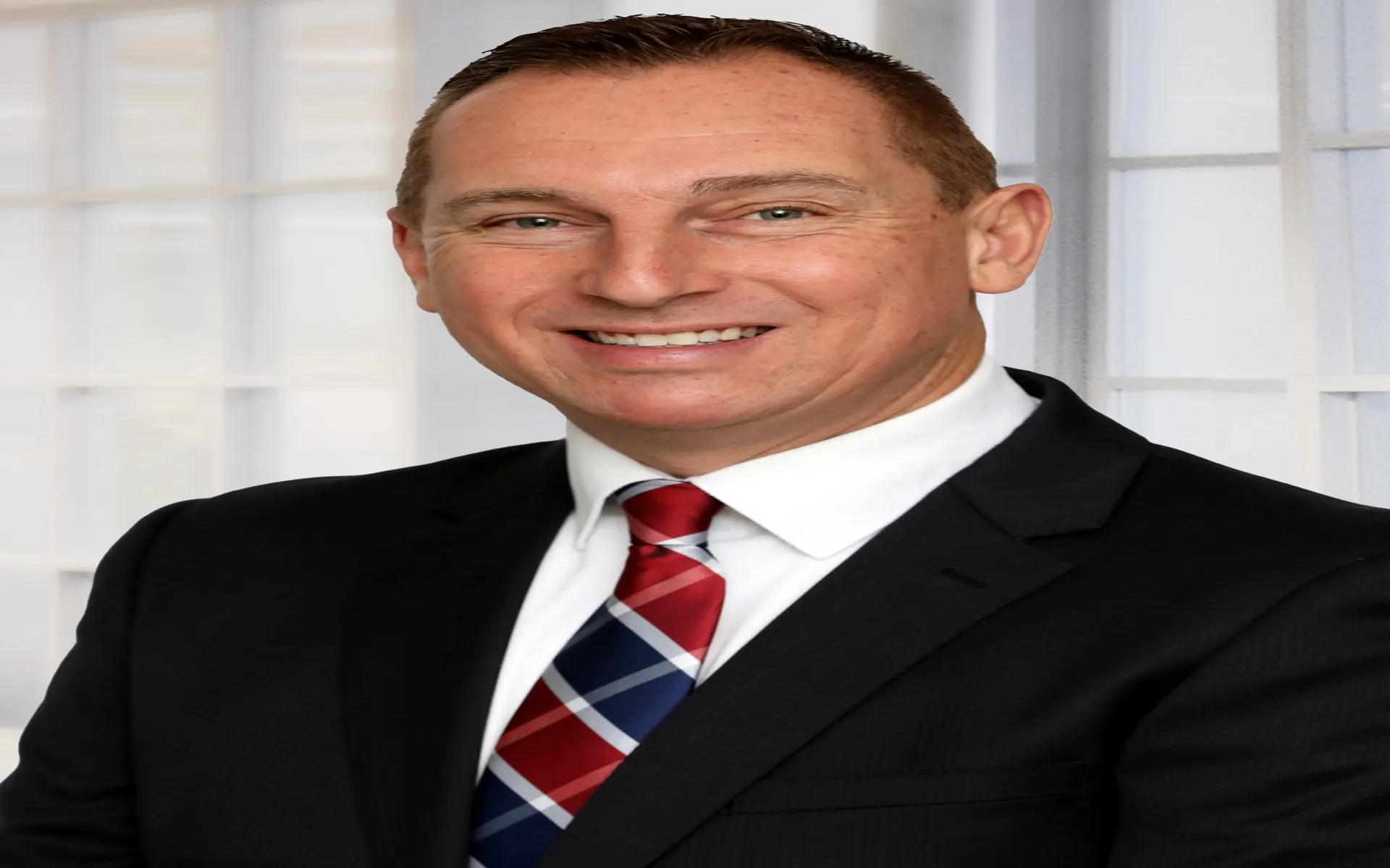 Wedbush Securities Welcomes Alex Froloff as Financial Consultant in Pasadena, CA