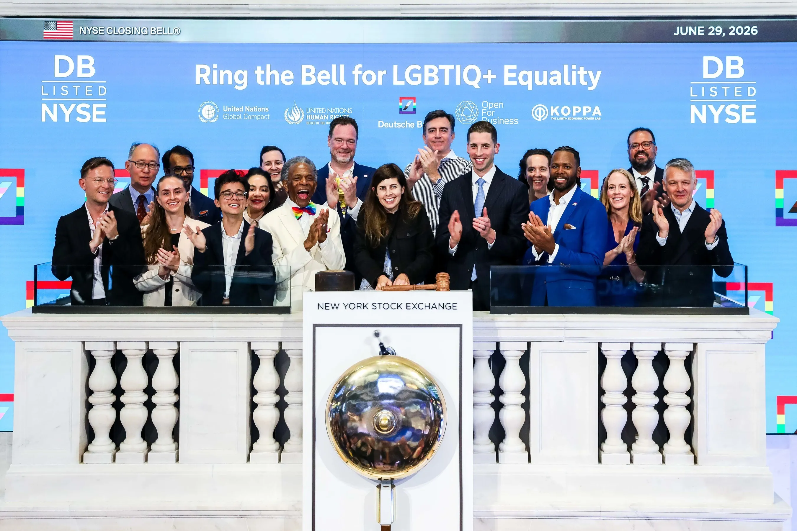/UPDATE TO VIDEO -- New York Stock Exchange/